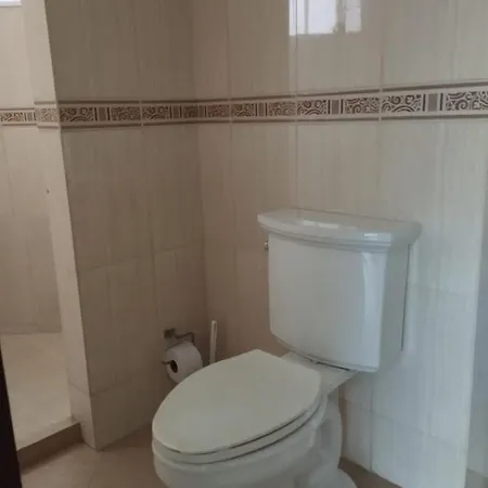 Alquiler De Zona Turistica Barrio El Laguito Apartment *